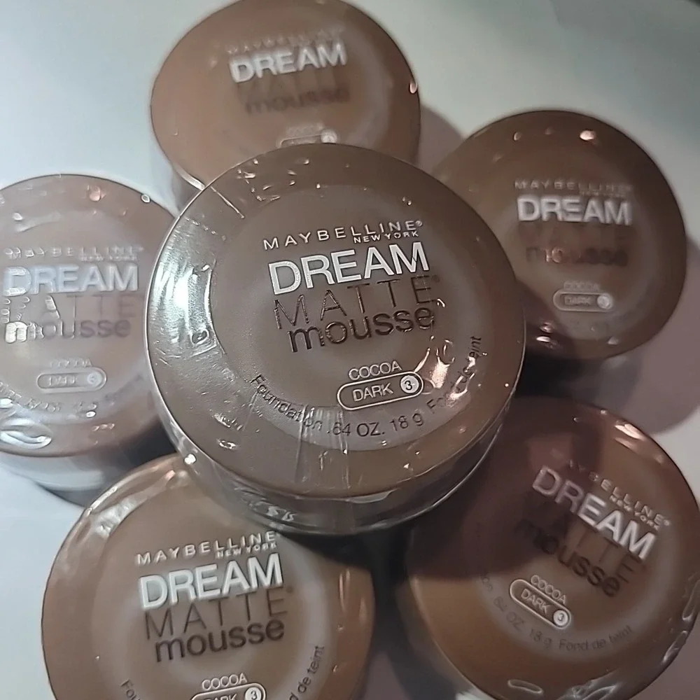 Cocoa Dark 3 Maybelline Dream Matte Mousse Foundation * SHIPS FAST * NEW & FRESH